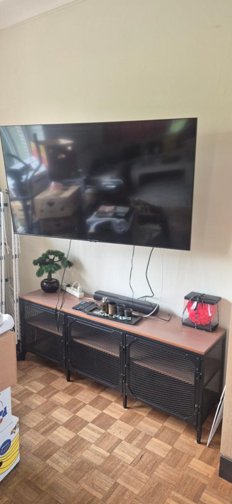 Salle à manger complète avec meuble Tv