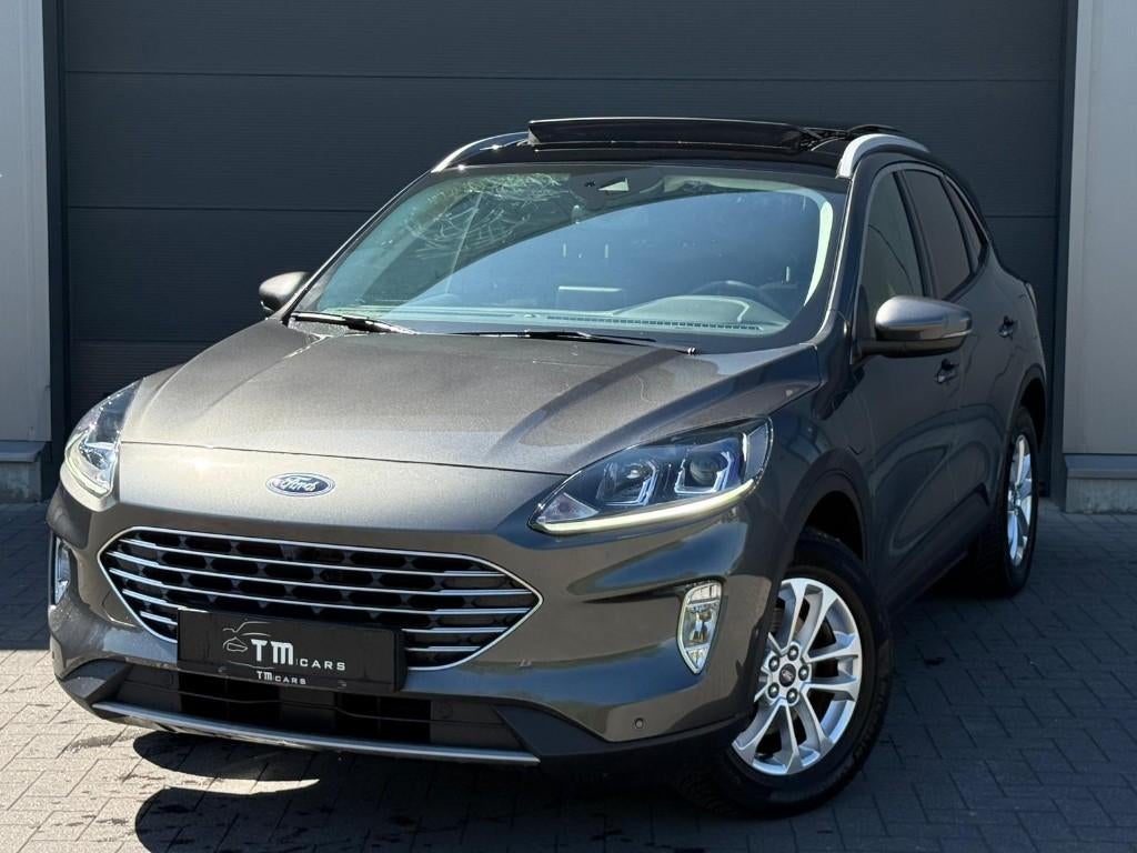 Ford Kuga benzine automaat, Auto's, Stof, 4 cilinders, Navigatiesysteem, Bedrijf
