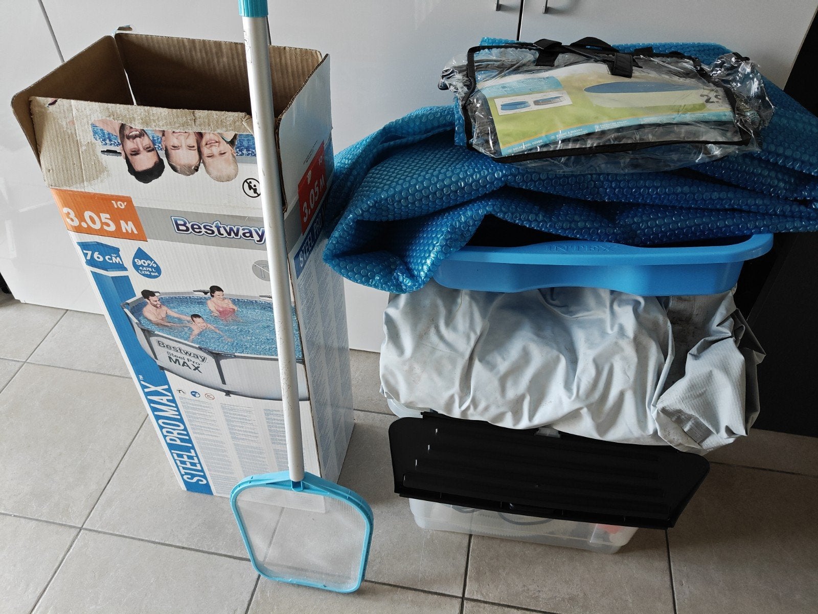 Zwembad bestway 3,05+toebehoren+oplaadbare stofzuiger intex, Tuin en Terras, Ophalen