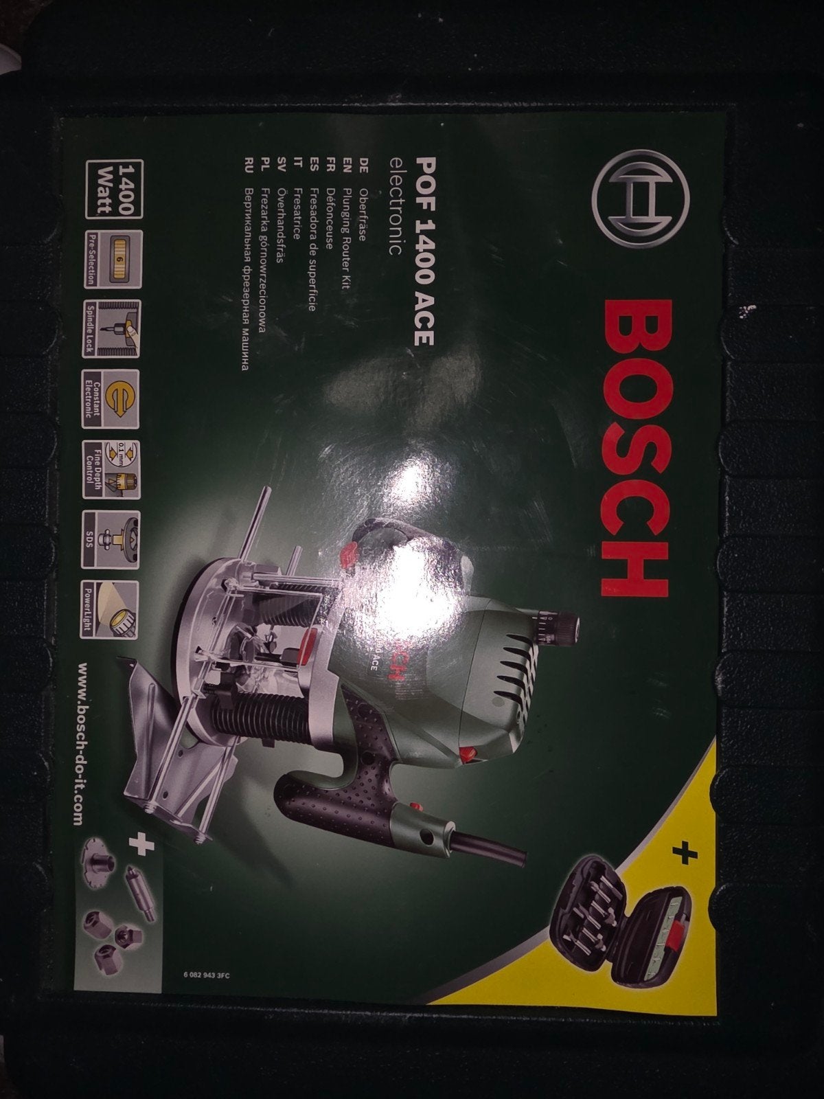 NIEUW Bosch pof 1400 ace router, Computers en Software, Moederborden, Ophalen of Verzenden