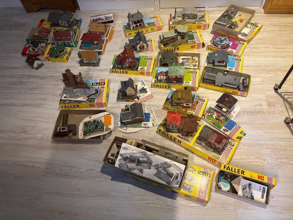 Modelbouw huisjes Faller, Kibri, Pola, ea, Ophalen, Gebruikt, 1:144 of kleiner