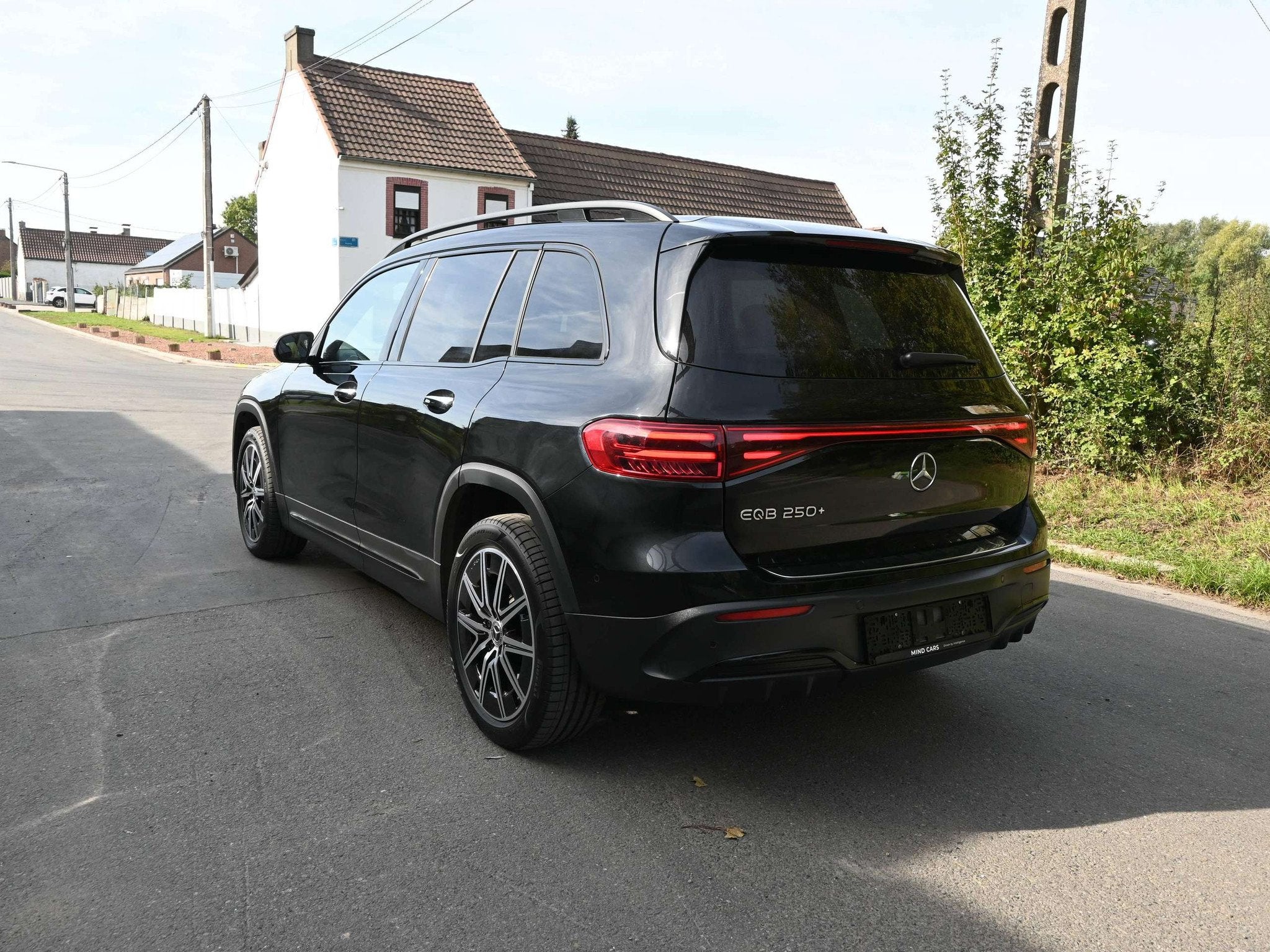 Mercedes-Benz EQB 250 EQB 70.5 kWh 250+ Star Edition AMG FUL, Auto's, Gebruikt, 528 km, Alcantara, Lichtsensor