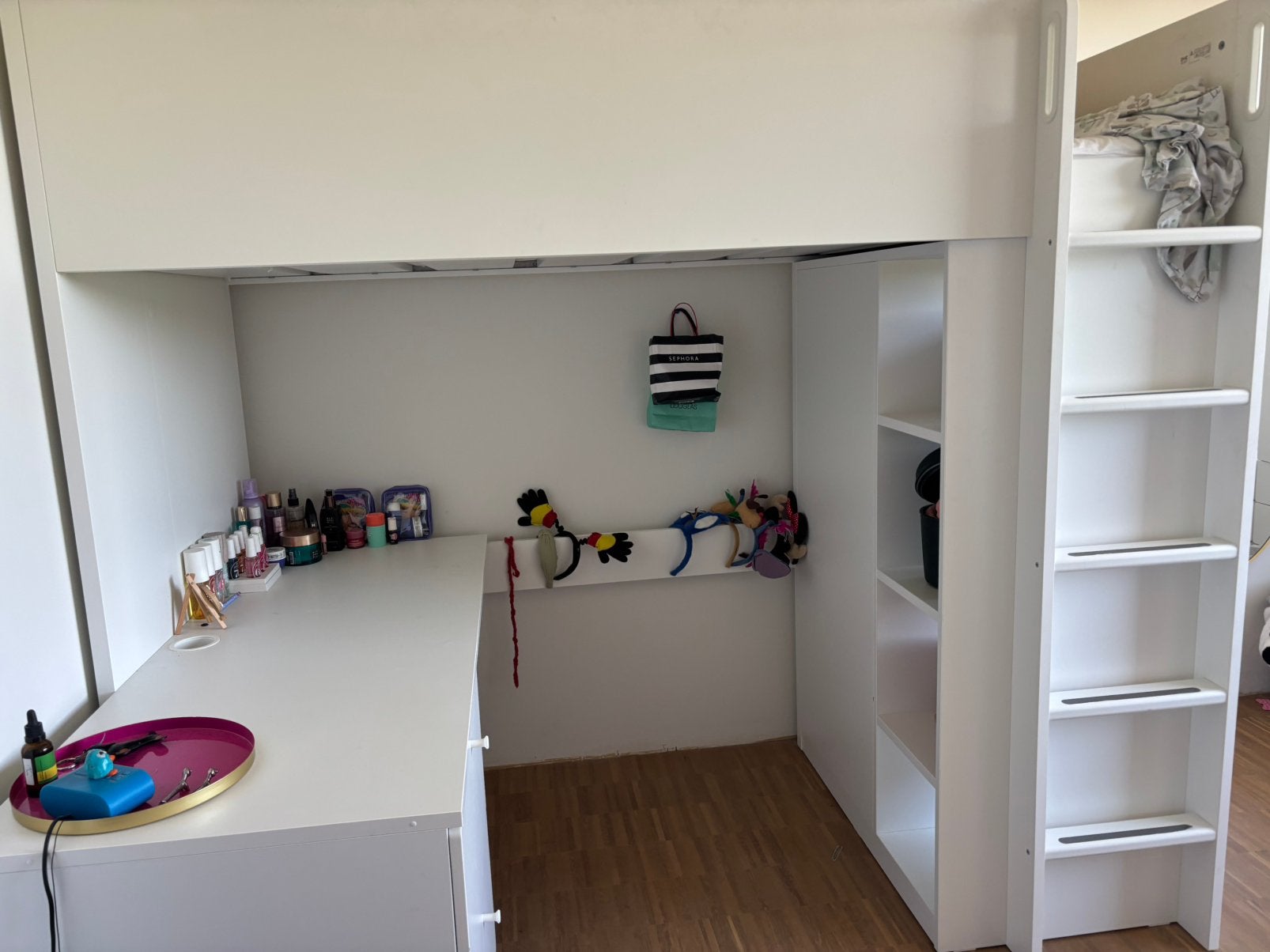 Hoogslaper IKEA met kastjes schapjes en een bureau, Ophalen, Zo goed als nieuw, Hoogslaper