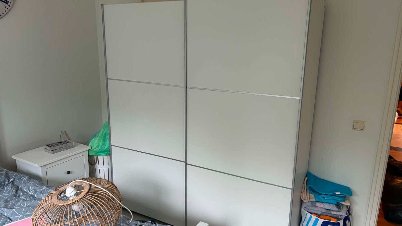 witte kleerkast 1,77 m breedte hoogte 1,97 m, Huis en Inrichting, Ophalen