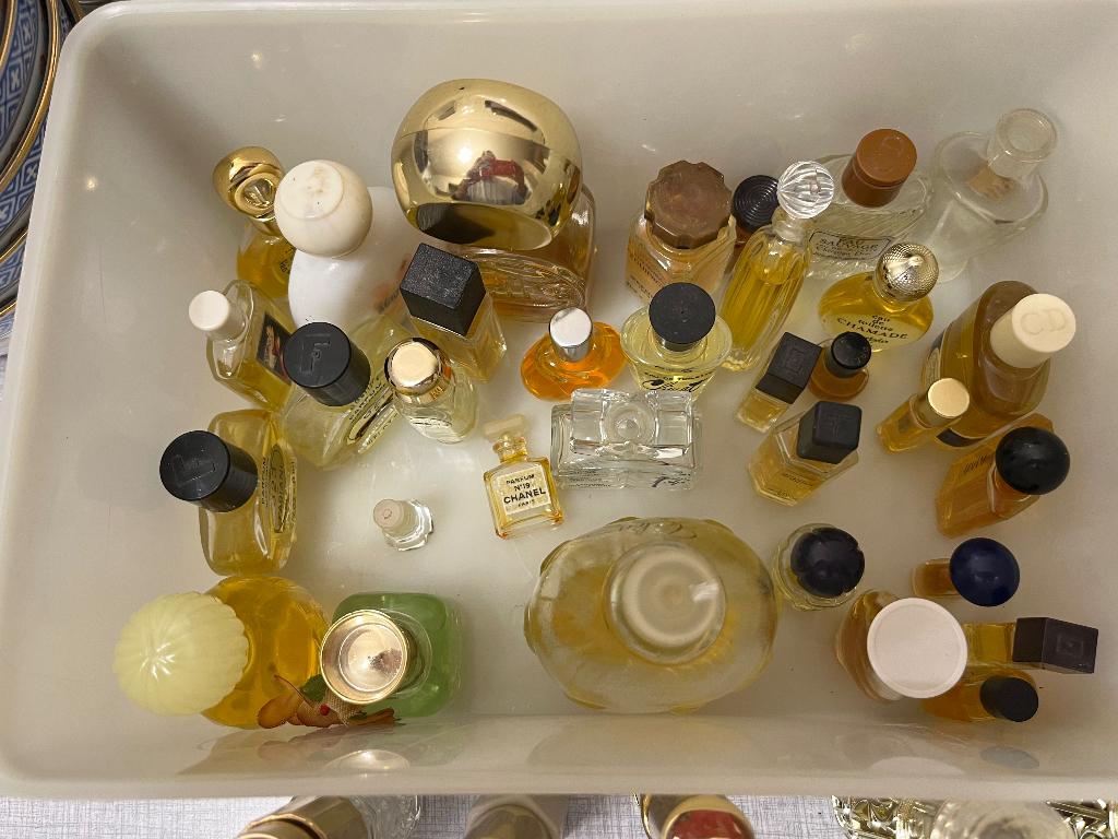 Collection de flacons de parfums miniatures!, Ophalen, Gebruikt, Miniatuur