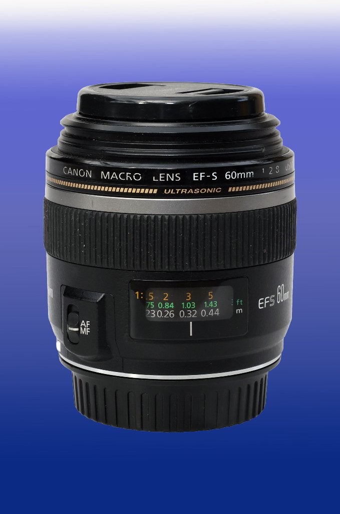 CANON MACRO LENS EF-S 60 mm  f 2,8 USM, Audio, Tv en Foto, Ophalen of Verzenden, Zo goed als nieuw, Overige typen