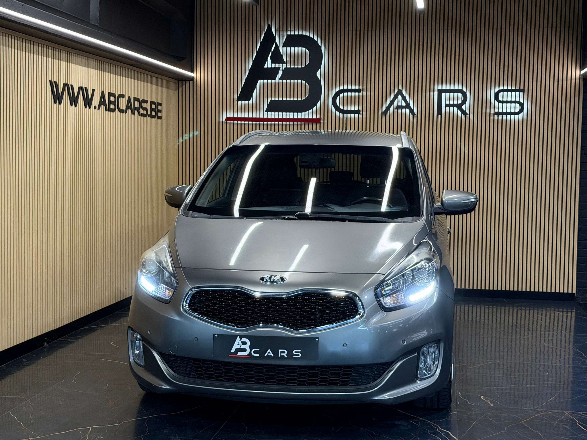 Kia Carens 1.7CRDI * CARNET *, https://public.car-pass.be/vhr/05f3f25a-4f18-4340-b661-789c3f396389, Achat, Entreprise, Autre carrosserie