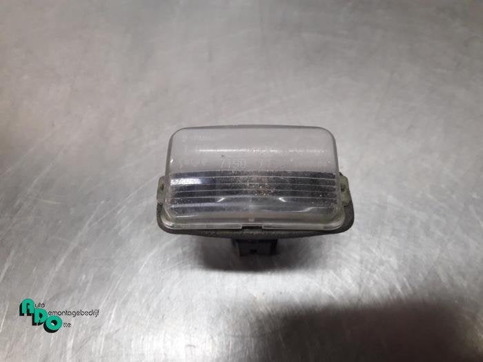 Eclairage immatriculation d'un Peugeot 207 (207 06-), -, 3 mois de garantie, Utilisé, -