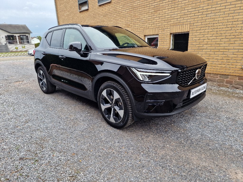 Volvo XC40 B3 Dark Plus Édition Limitée, Autos, Cuir et Alcantara, Euro 6, Entreprise, Entretenue par le concessionnaire