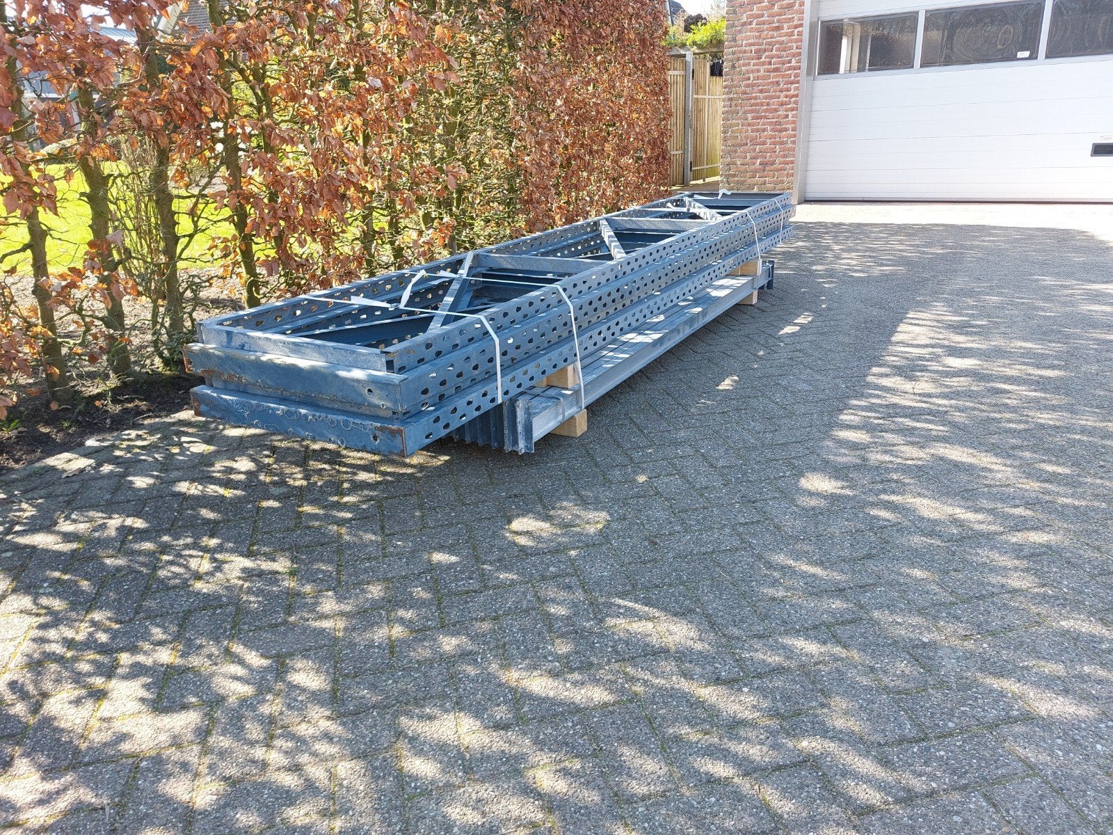 Palletstelling  magazijnstelling  stelling, Ophalen
