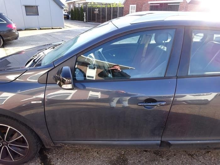 Portière 4portes avant gauche d'un Renault Megane (TEB66), Renault, -, 3 mois de garantie, Utilisé