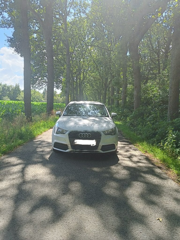 Auto Audi A1, Autos, Argent ou Gris, Achat, A1, Boîte manuelle