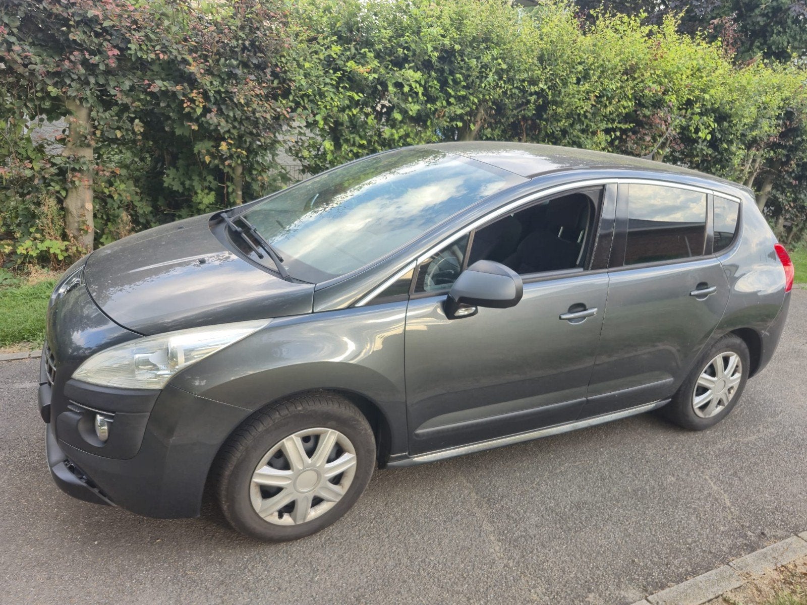 Peugeot 3008 1.6hdi 2013, Auto's, Voorwielaandrijving, Euro 5, Monovolume, Zwart