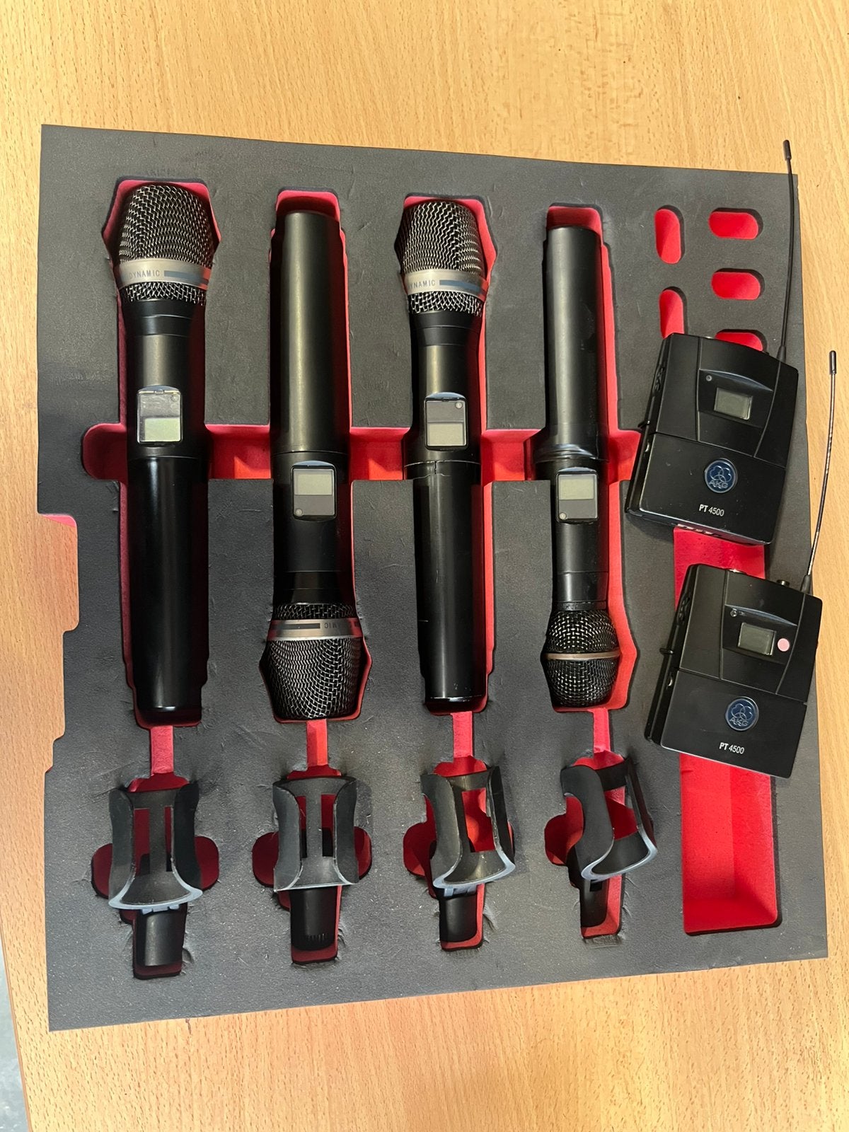 AKG 4500 micro’s en Beltpacks, Ophalen, Gebruikt
