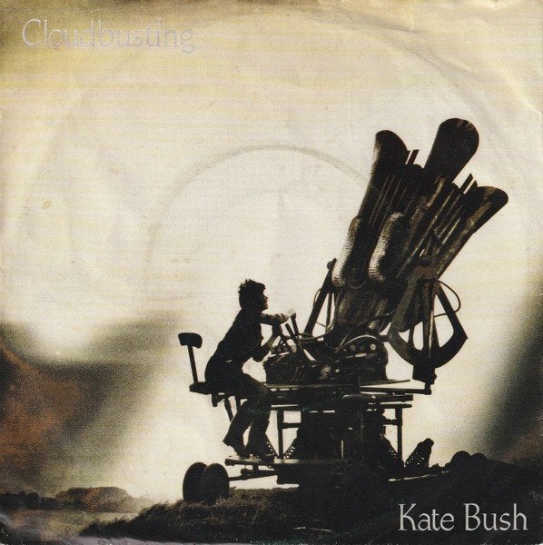 kate bush, Enlèvement ou Envoi
