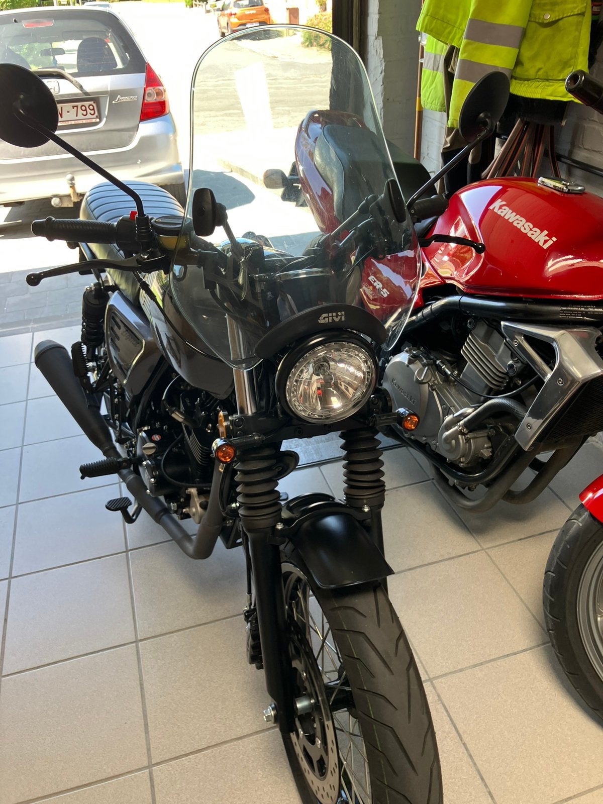 Bluroc 125 cc, Motoren, Ophalen, 1 cilinder, 11 kW of minder