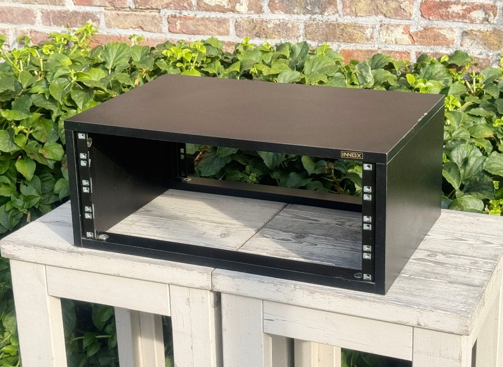 Innox Inspire 4U TOP desktop rack, Muziek en Instrumenten, Behuizingen en Koffers, Ophalen, Zo goed als nieuw