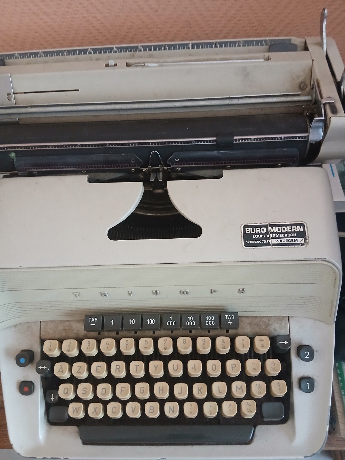 typmachine triumph, Ophalen