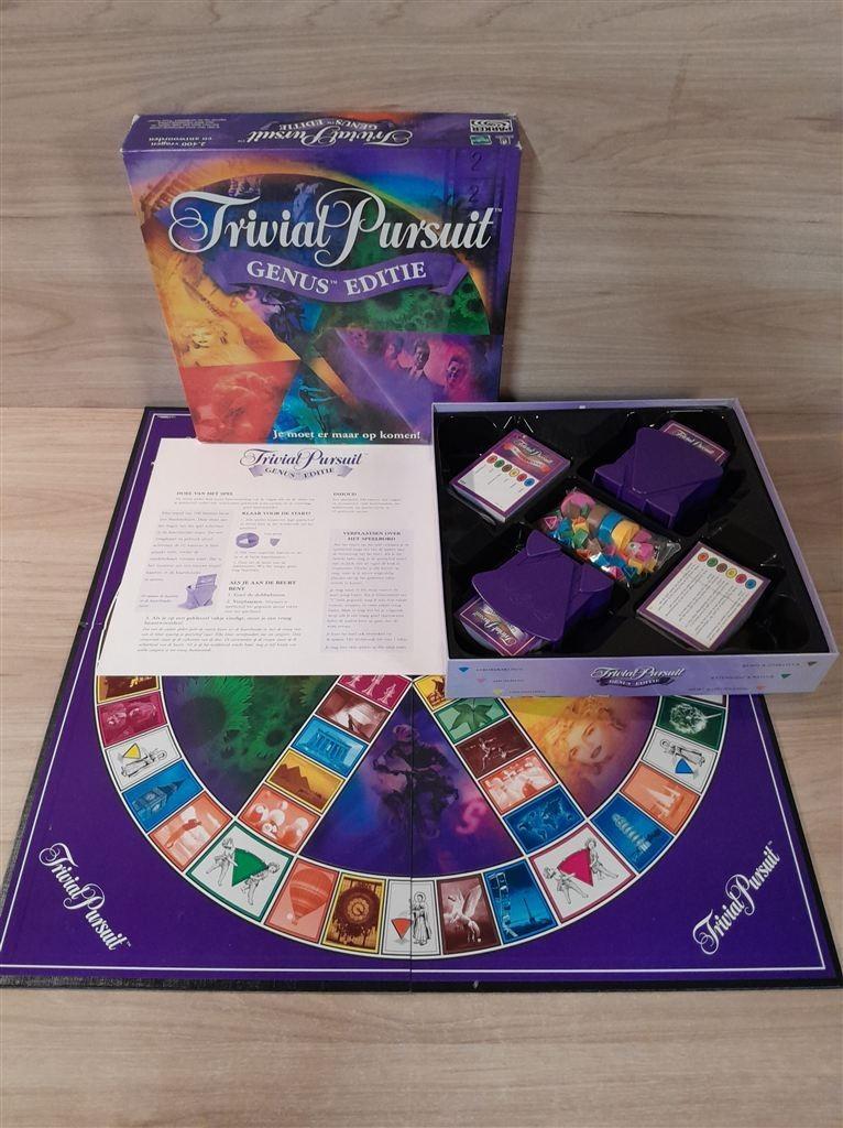 Trivial Pursuit - genus editie - triviant - s5683, Hobby en Vrije tijd, Gezelschapsspellen | Bordspellen, Zo goed als nieuw, Verzenden
