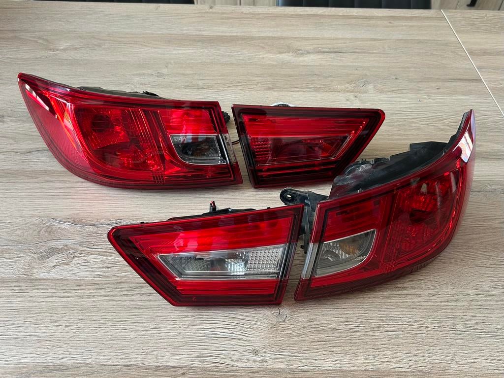Lot de feux arrière halogène Renault Clio 4, Enlèvement ou Envoi, Utilisé, Renault