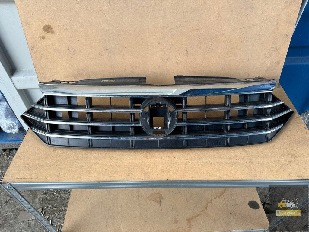 VW Jetta VII 2018- grille factice, Pare-chocs, Volkswagen, Volkswagen AG, Vw@volkswagen.de