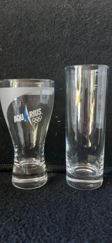 Verseau et verre à long drink de 4 pièces chacun, Collections, Enlèvement, Comme neuf, Verre à soda