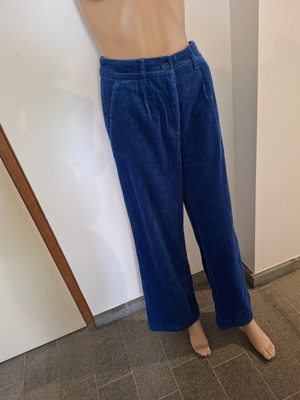pantalon bleu en velours côtelé CKS taille 34, Comme neuf, Longs, Taille 34 (XS) ou plus petite, Envoi