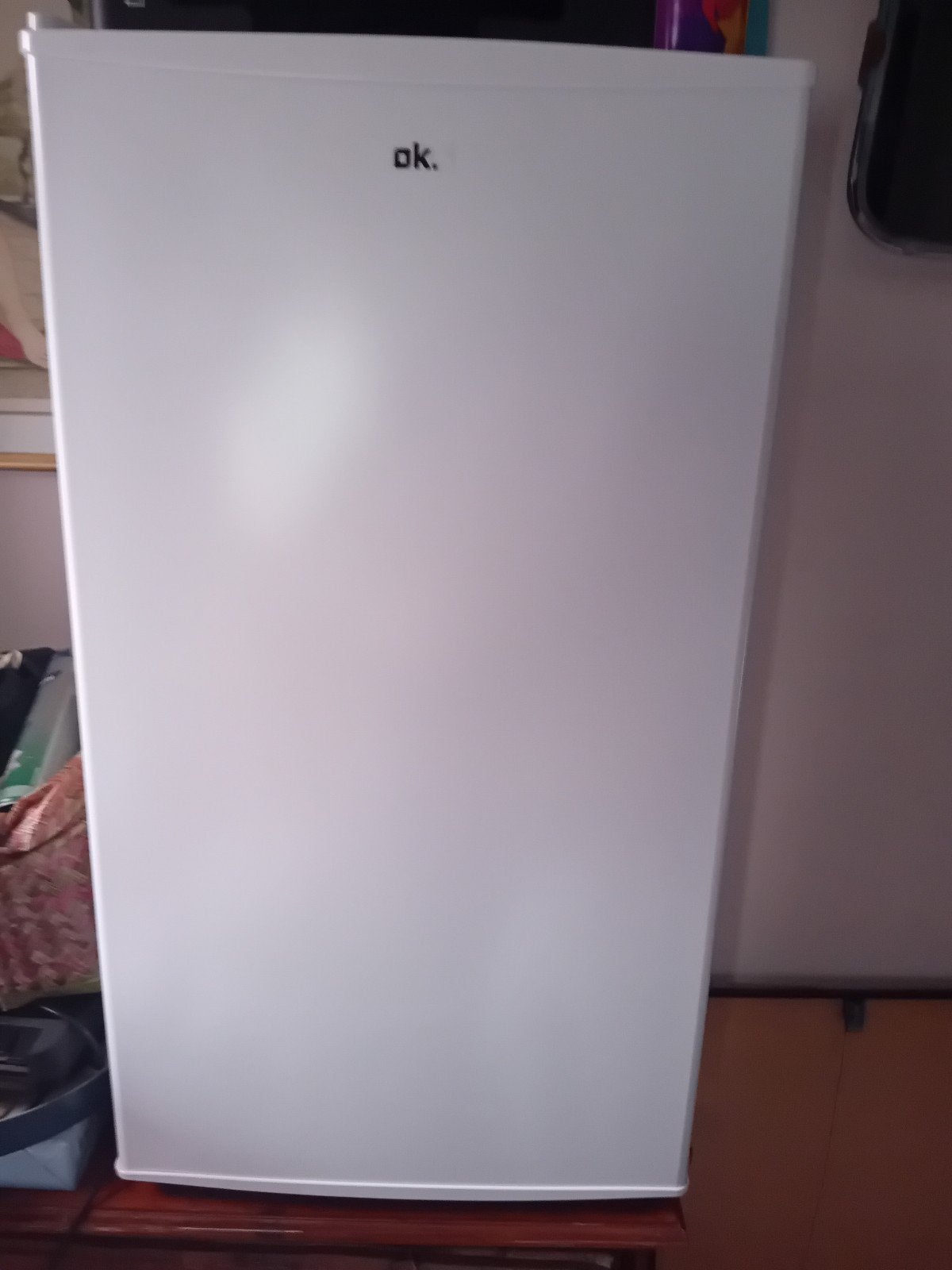 Petit Frigo de table neuve, Neuf, Avec compartiment congélateur, 85 à 120 cm, Enlèvement