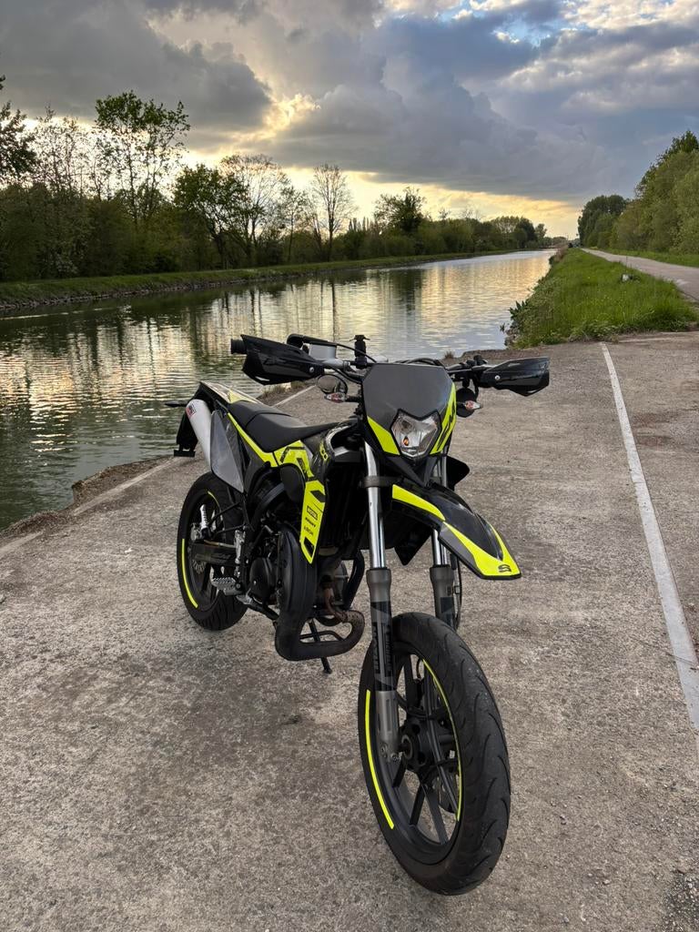 Sherco 50cc 2024, Vélos & Vélomoteurs, Cyclomoteurs | Derbi, Enlèvement, Comme neuf