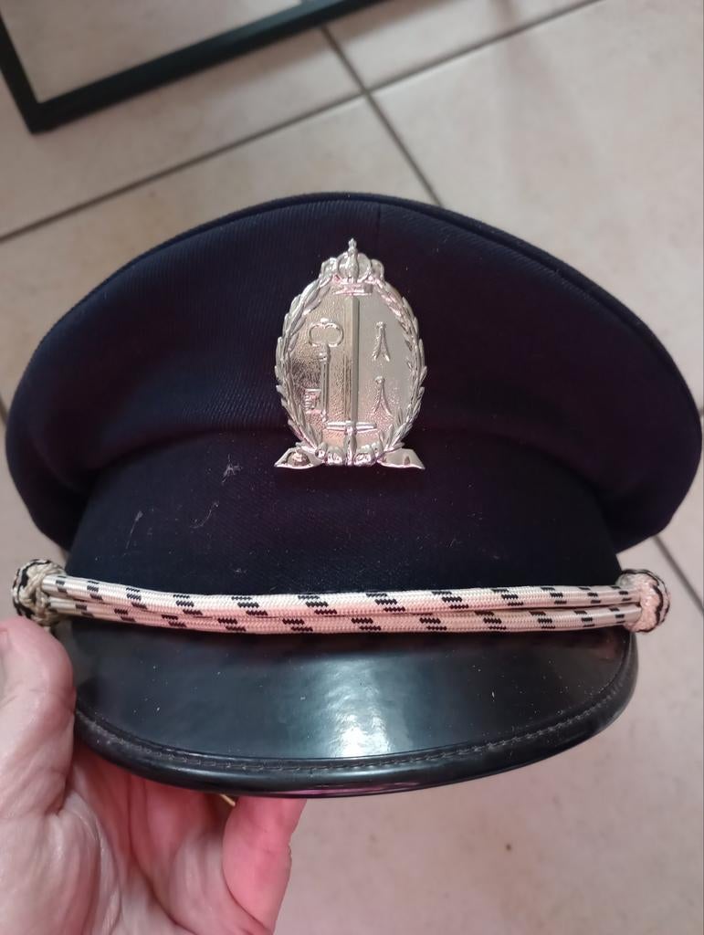 Kepi van een Belgische gevangenisbewaarder, Verzamelen, Ophalen of Verzenden