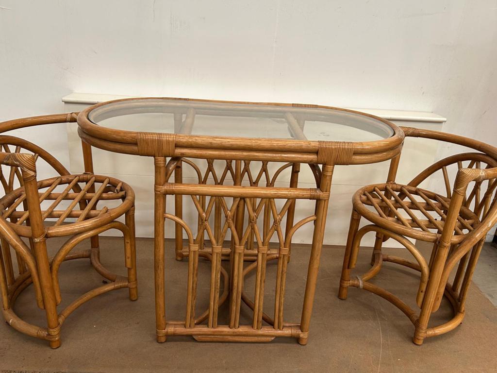 Vintage bamboe tafel met 2 stoelen, Huis en Inrichting, Ophalen, Gebruikt