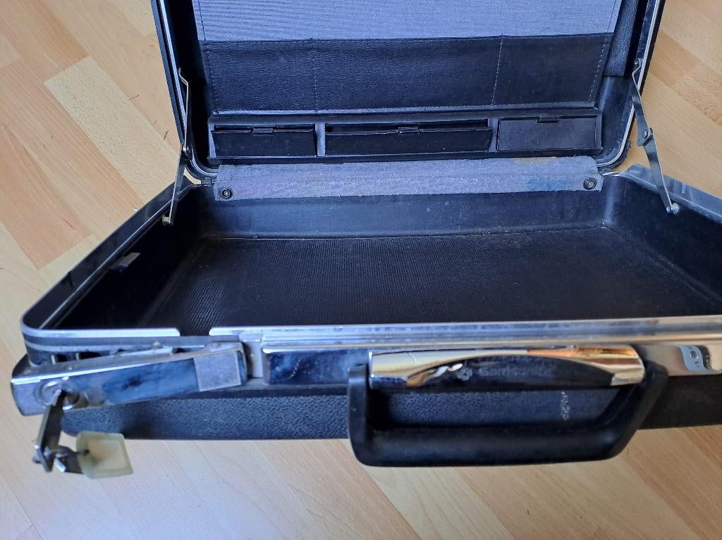Samsonite : Mallette à coque rigide avec 2 clés, Bijoux, Sacs & Beauté, Valises, Utilisé, Enlèvement ou Envoi