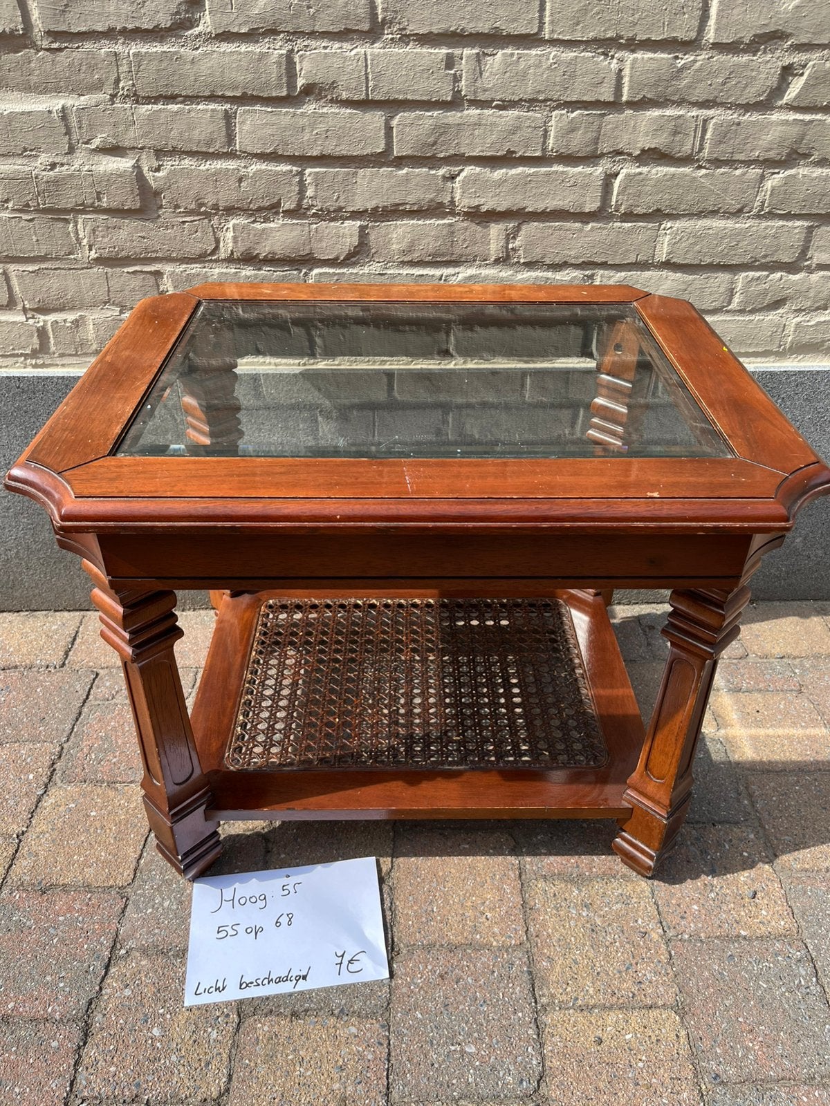 Salontafel, Ophalen