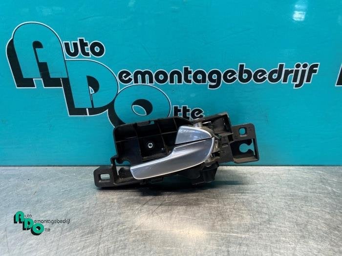 Poignée portière 4portes avant droite d'un Ford Mondeo (Mo, -, 3 mois de garantie, -, -
