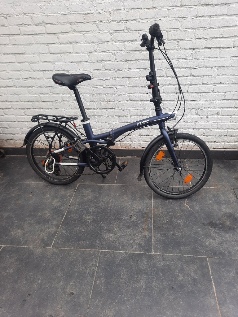 vouwfiets B-Twin 500, Fietsen en Brommers, Velgrem, Versnellingen, Zo goed als nieuw, Ophalen