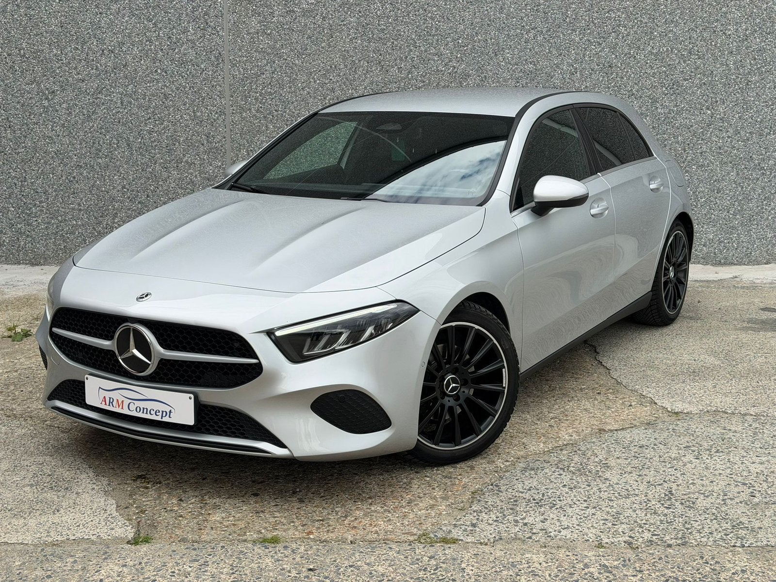Mercedes-Benz A180d diesel 03/2024 GARANTIE 12 Mois, Auto's, Mercedes-Benz, Automaat, Euro 6, Bedrijf, 5 deurs