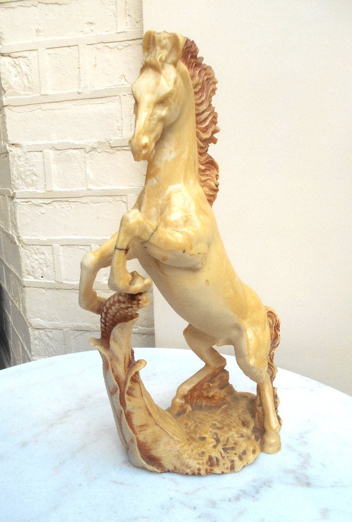 ancienne statue cheval en resine hauteur 36 cm, Enlèvement, Utilisé, Animal