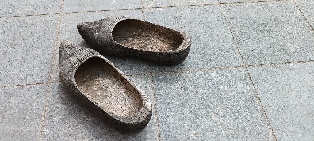 Houten klompen met Chinese look, Antiek en Kunst, Ophalen