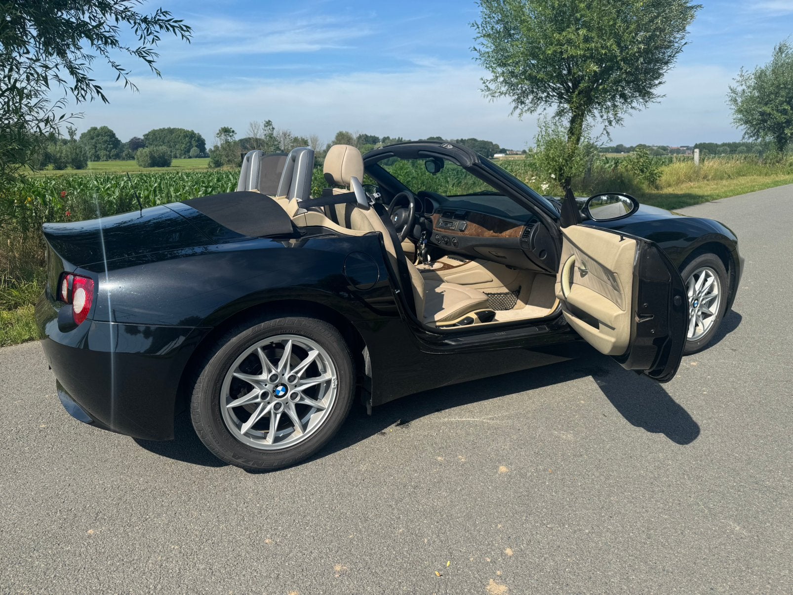 BMW z4 e85 2.0, Auto's, BMW, Particulier, Z4, Benzine, Cabriolet, Handgeschakeld, Zwart, Leder, Ophalen