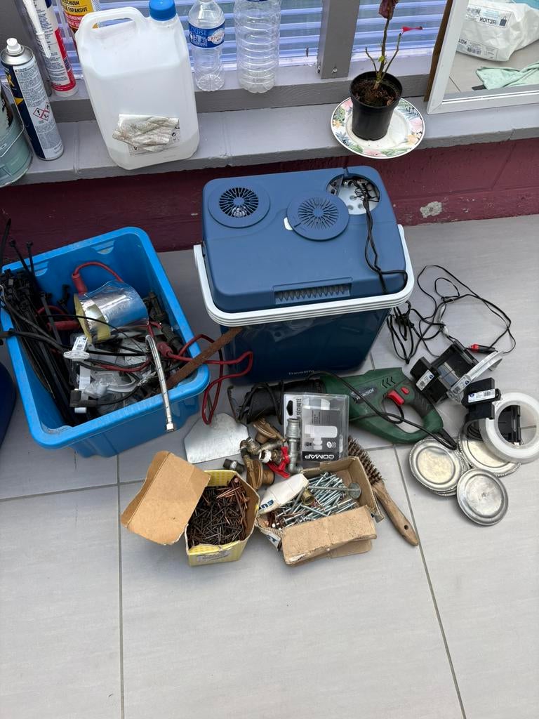 Outillage lot diverses, Enlèvement ou Envoi, Comme neuf