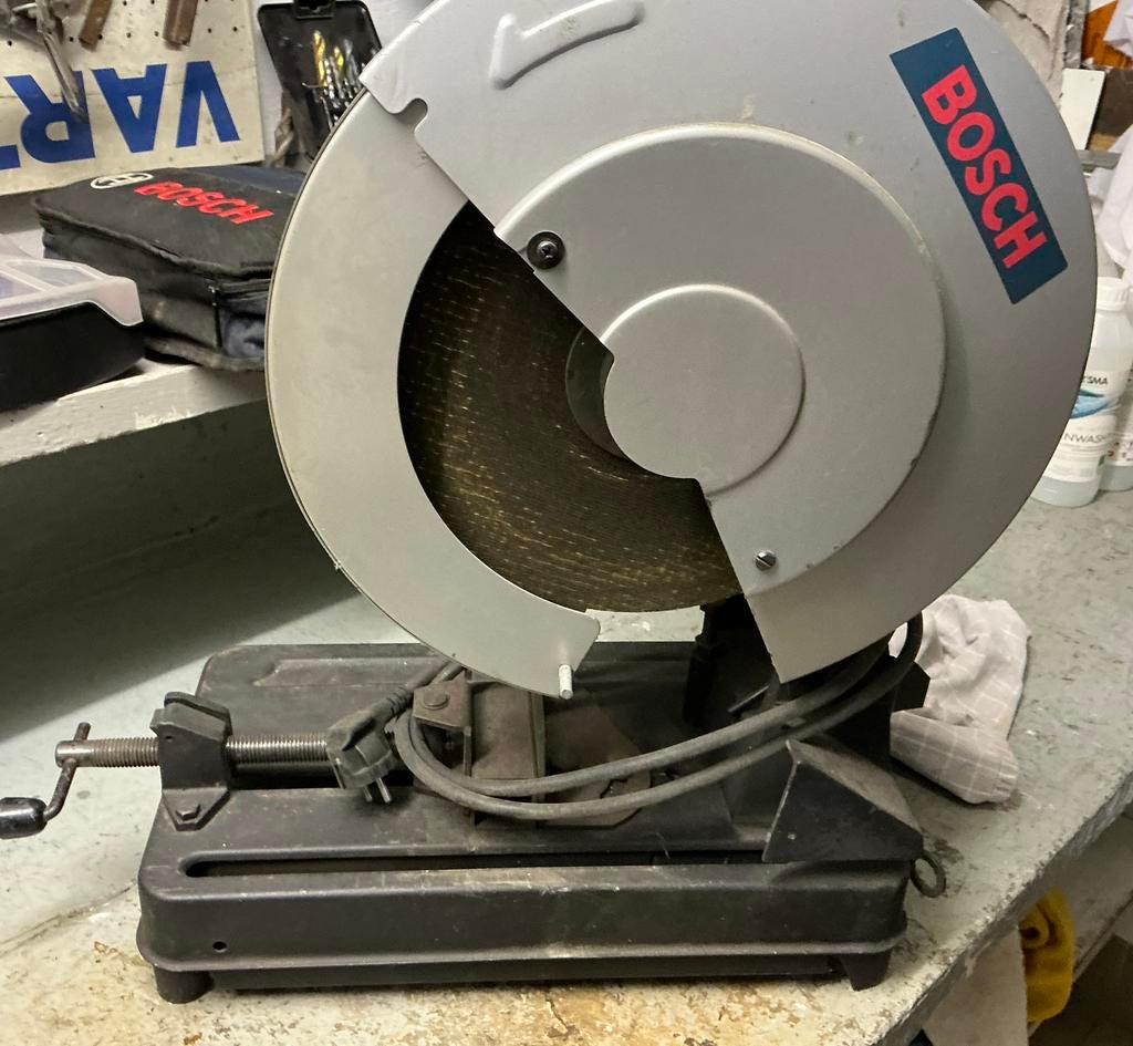 Disqueuse sur pied BOSCH GCO14-1, Enlèvement, Utilisé, 1000 watts ou plus