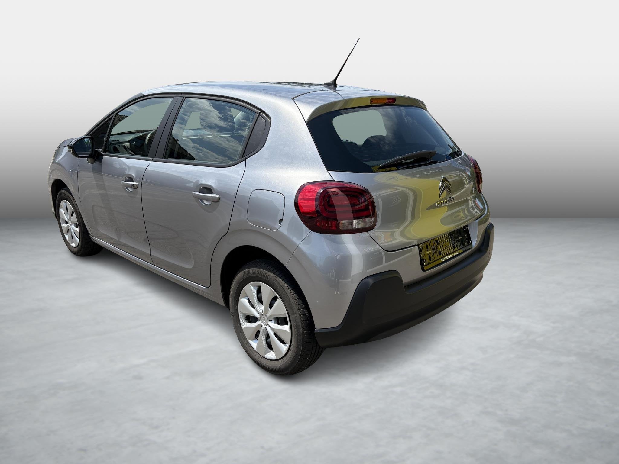 Citroën C3 1.2 PureTech 82 S&S MAN Live, Autos, Citroën, Argent ou Gris, 96 g/km, Entreprise, Boîte manuelle