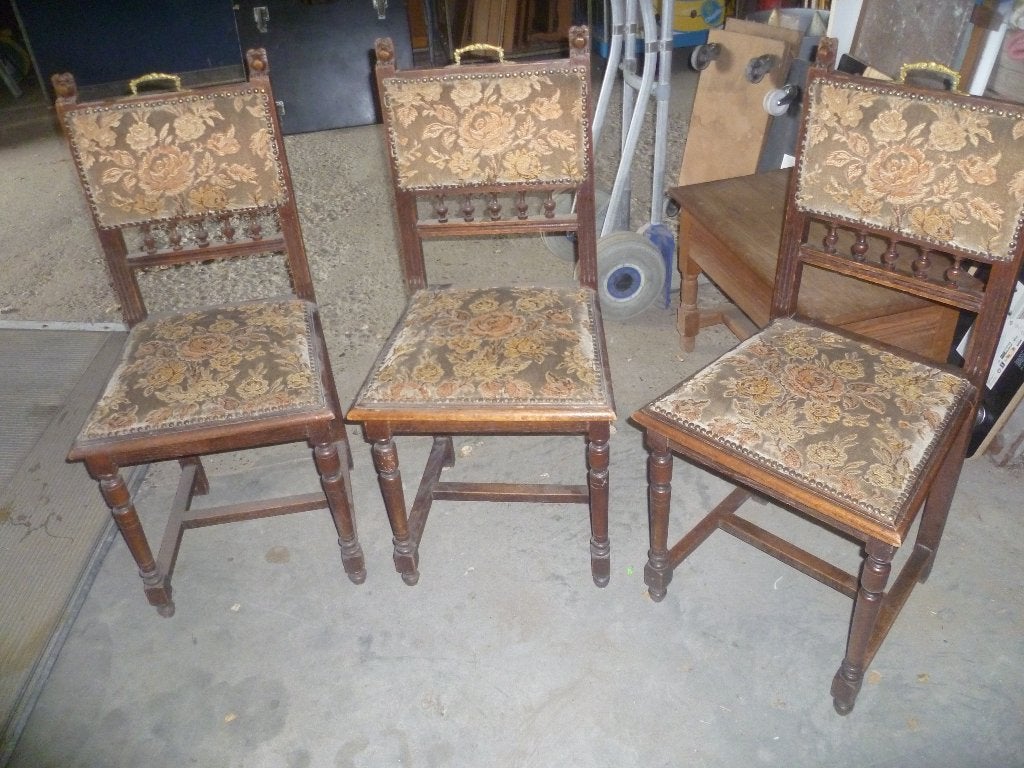 3 MOOIE MECHELSE STOELEN, Enlèvement