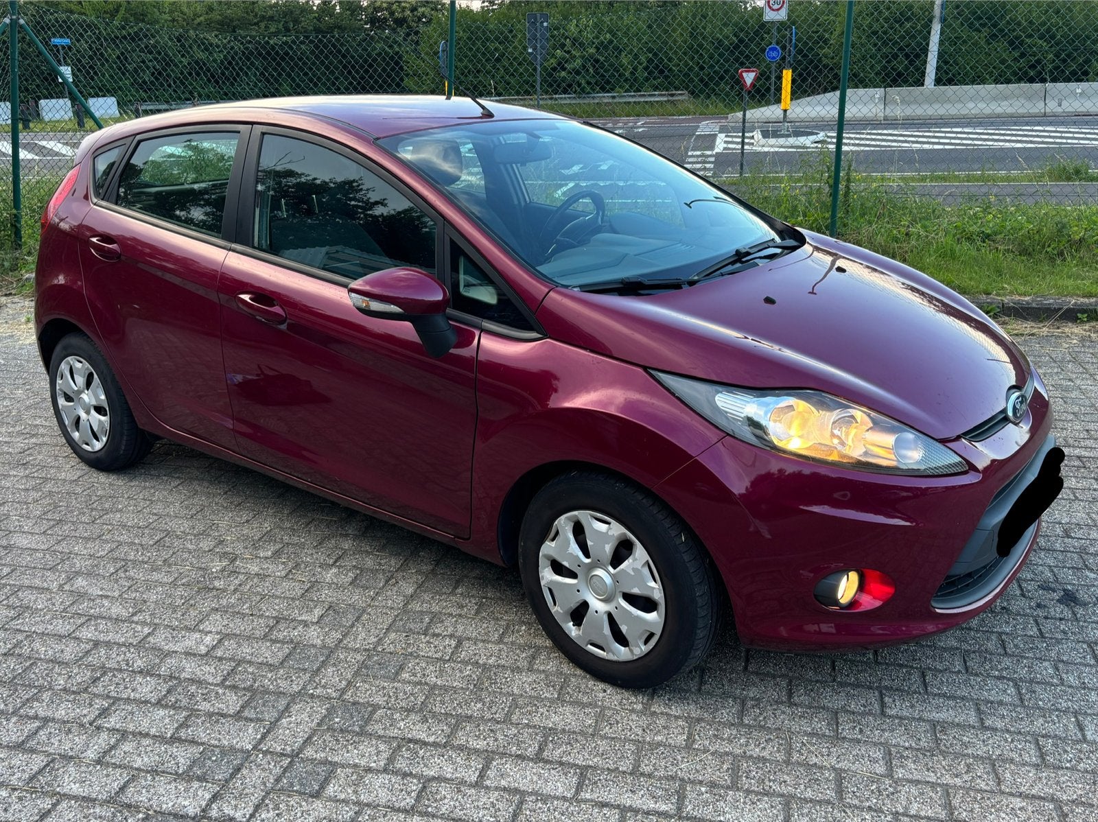 Ford Fiesta 1.6 TDCI Euro 5 Prima staat, Autos, Ford, Euro 5, Achat, Boîte manuelle, Particulier