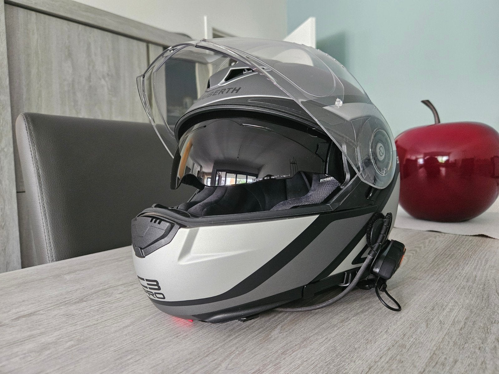 Schuberth C3 Pro - Maat L - Inclusief communicatiesysteem, Motoren, Systeemhelm, L, Tweedehands, Ophalen