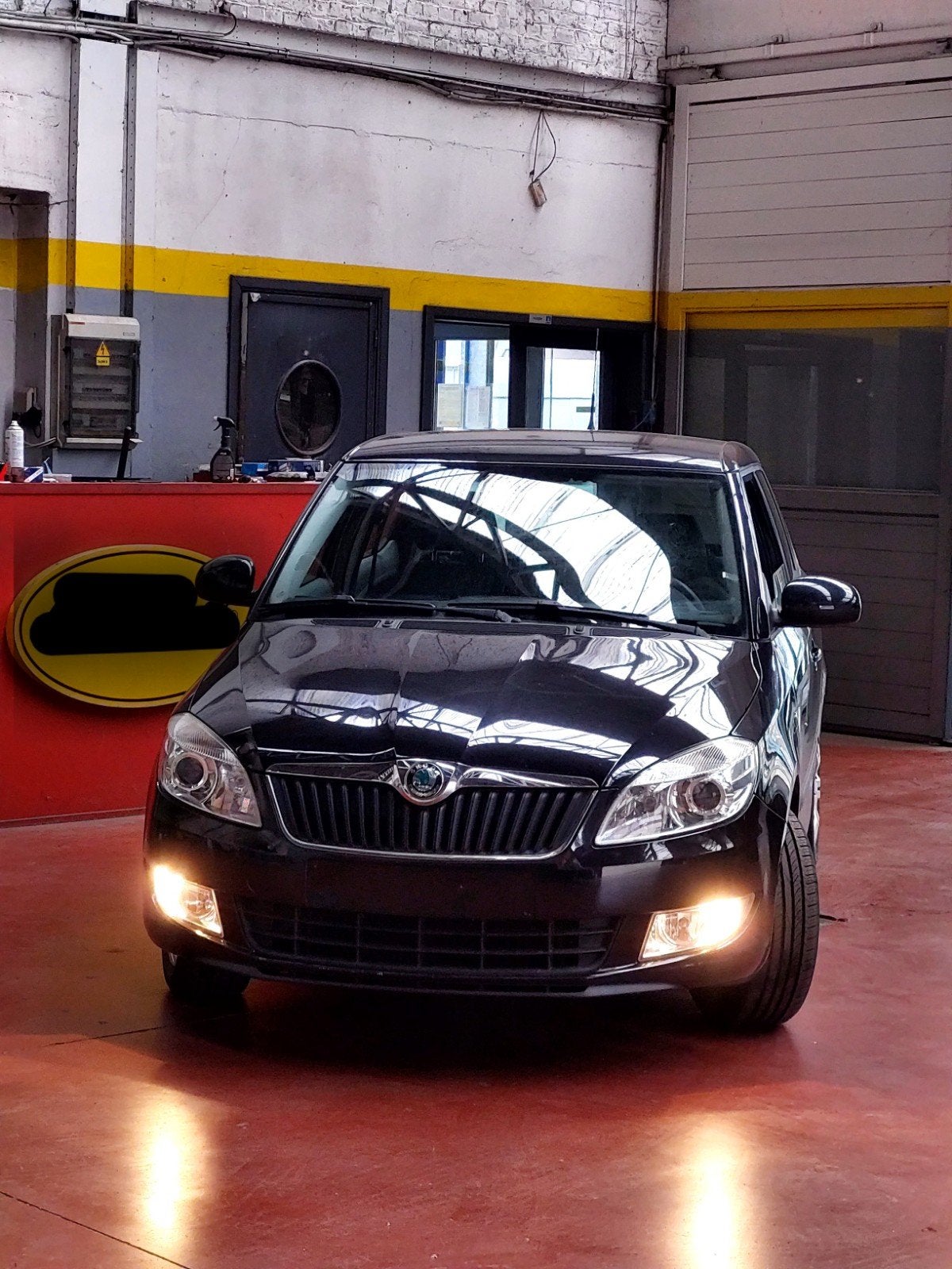Skoda Fabia 2011 Benzine Euro5 GEKEURD!, Voorwielaandrijving, 1198 cc, Zwart, Particulier