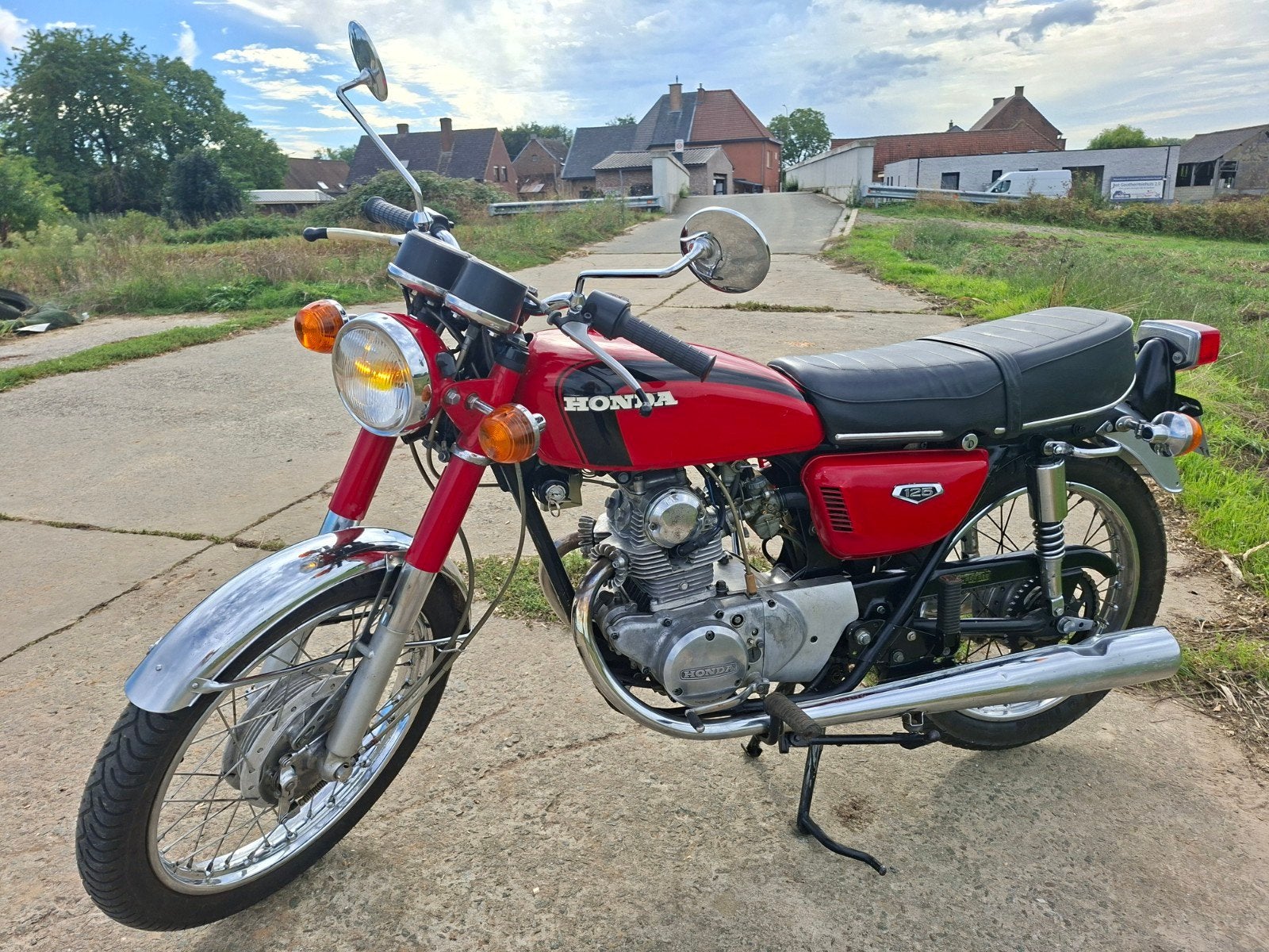 Honda CB125K5, Enlèvement