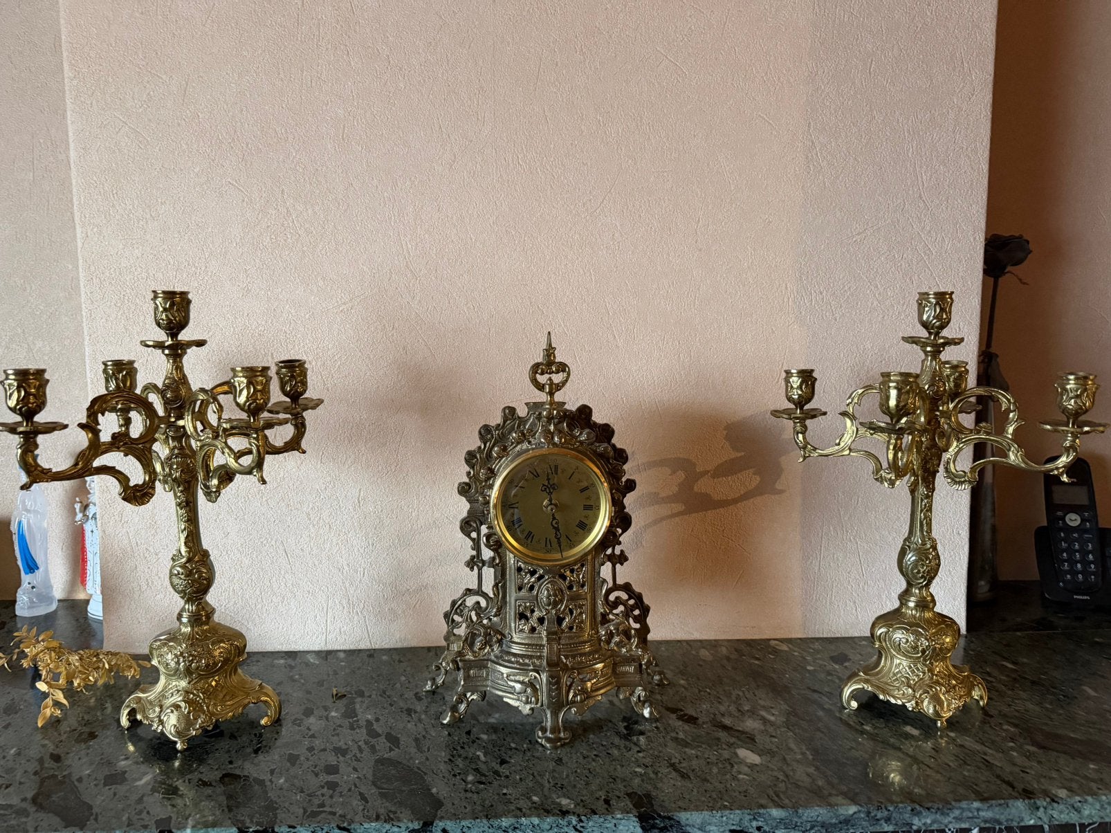 Klok met kandelaars, Antiquités & Art, Antiquités | Bronze & Cuivre, Enlèvement