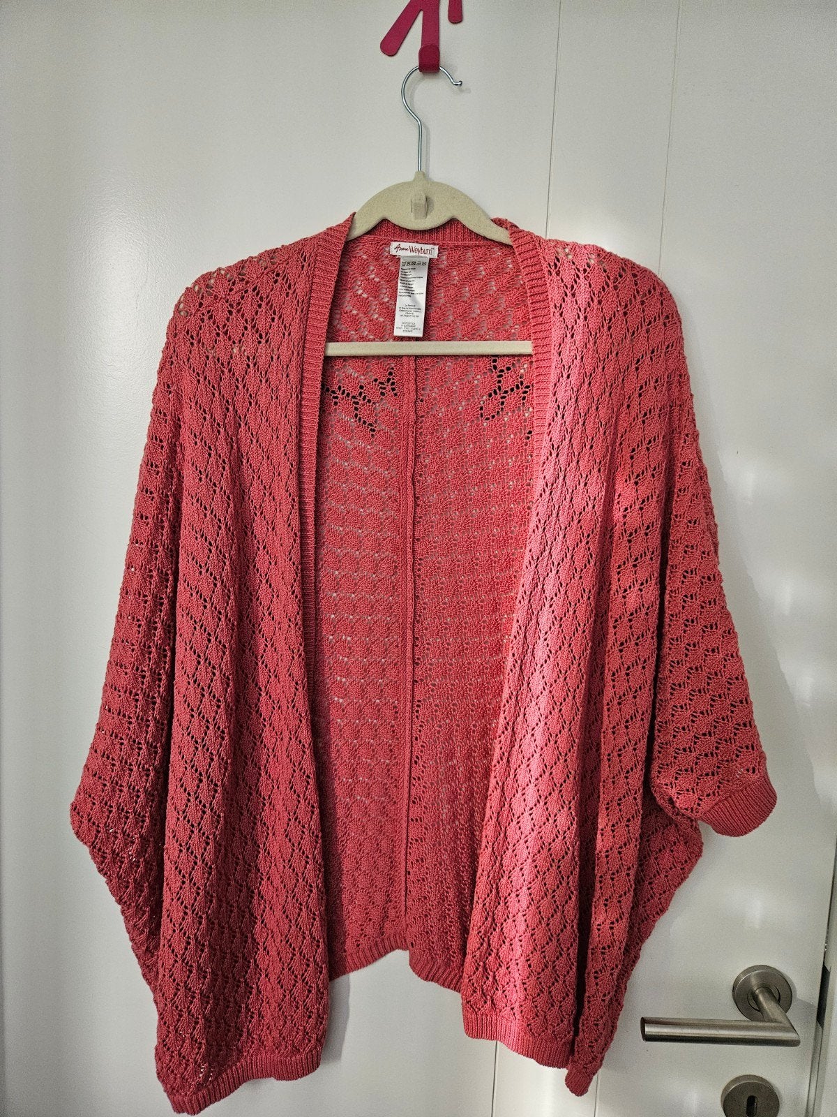 Perzikkleurig gehaakt vestje maat 46/48 Nieuw!, Kleding | Dames, Ophalen of Verzenden, Maat 46/48 (XL) of groter