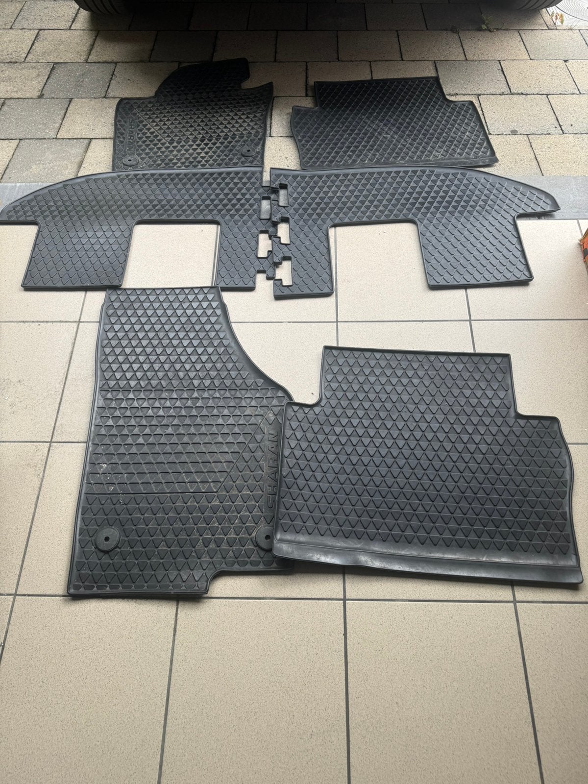 Tapis de voiture Sharan, Enlèvement, Utilisé